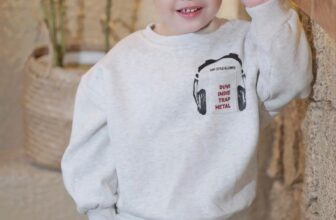 [🆕🇻🇳] Ella shop – ELLA bán đồ đẹp cho BÉ YÊU 🧑‍🧒❤️️👶⭐️ BERNIE- H0425B55
𝐒𝐄𝐓 𝐍𝐈̉ 𝟐 𝐃𝐀 𝐇𝐄𝐀𝐃𝐏𝐇𝐎𝐍𝐄𝐒
—————————————————Size: 80-140 (9-26kg)
Giá: 1xx
——————————————————
Chất liệu: nỉ 2 da mềm, mịn, giữ ấm tốt, lê , shares-0✔️ , likes-1❤️️ , date-2025-10-24 01:30:18🇻🇳🇻🇳🇻🇳📰🆕