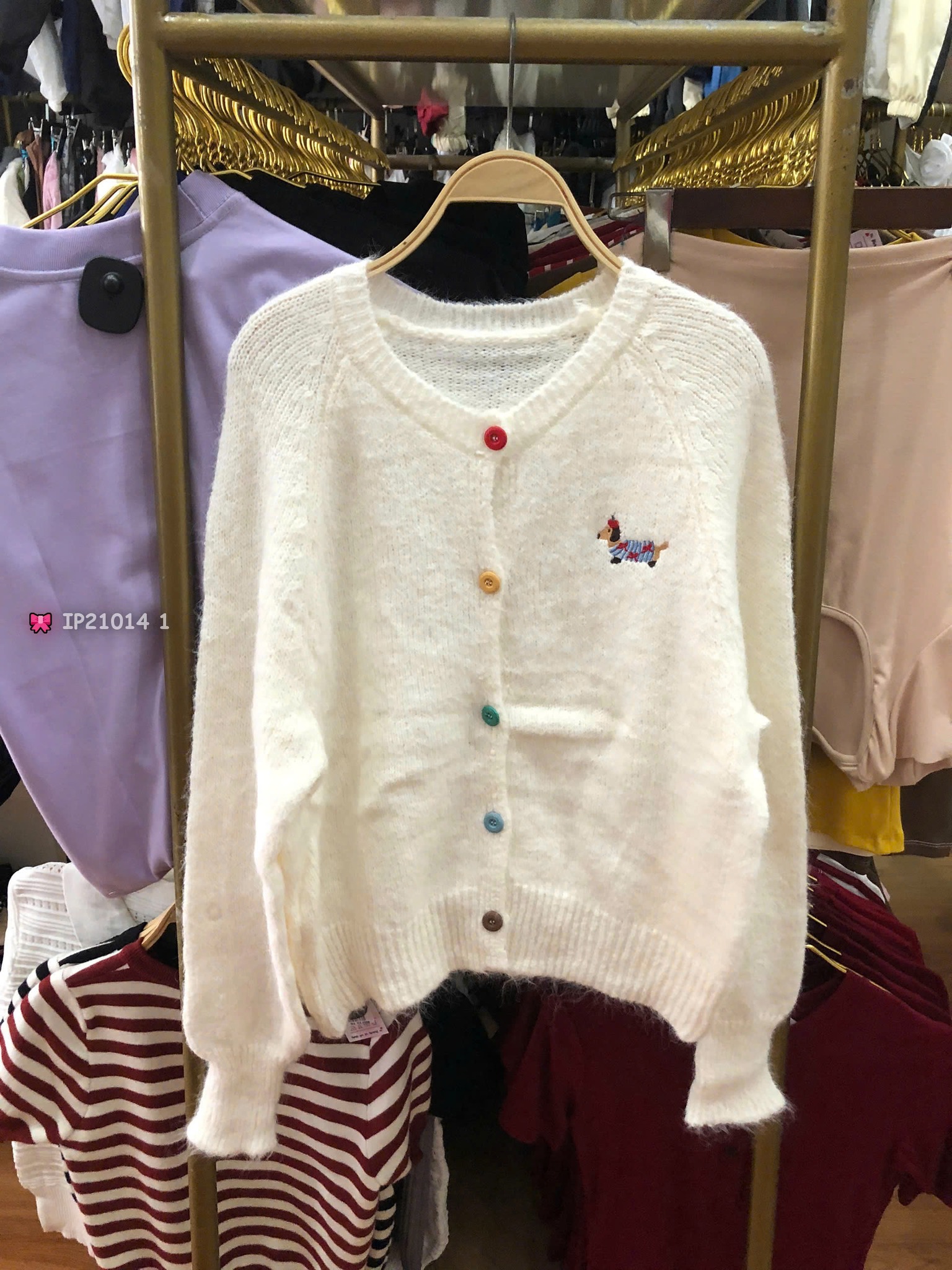 [🆕🇻🇳] Đẹp Shop 👕 Top1Fashion 👗  ROSÉ DE LUNE – NGỌT NGÀO & THANH KHIẾTLấy cảm hứng từ sắc hồng phớt của cánh hoa hồng trong nắng sớm, Rosé de Lune là bản hòa ca dịu dàng giữa nét nữ tí , shares-0✔️ , likes-16❤️️ , date-2025-10-27 18:57:48🇻🇳🇻🇳🇻🇳📰🆕