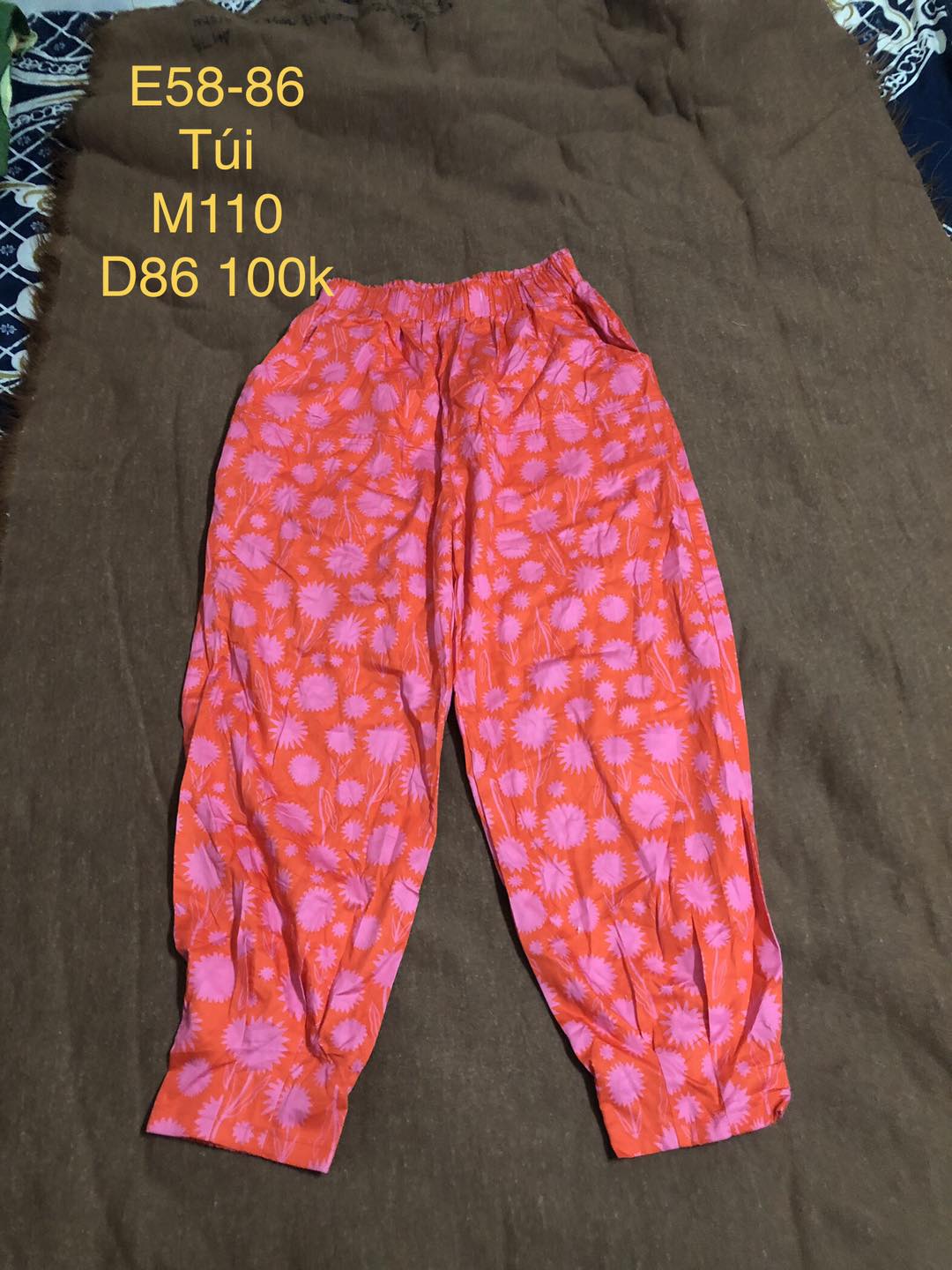 [🆕🇻🇳] Vera Shop – Thiết kế & Thời trang 👕 Top1Fashion 👗   Quần túi hộp – Tôn lên vẻ đẹp của bạn!, thích hợp cho mọi dáng người thiết kế lưng thun thoải mái.
Mẫu quần thời trang không thể thiếu trong tủ đồ của , shares-2✔️ , likes-14❤️️ , date-2025-10-25 06:10:16🇻🇳🇻🇳🇻🇳📰🆕