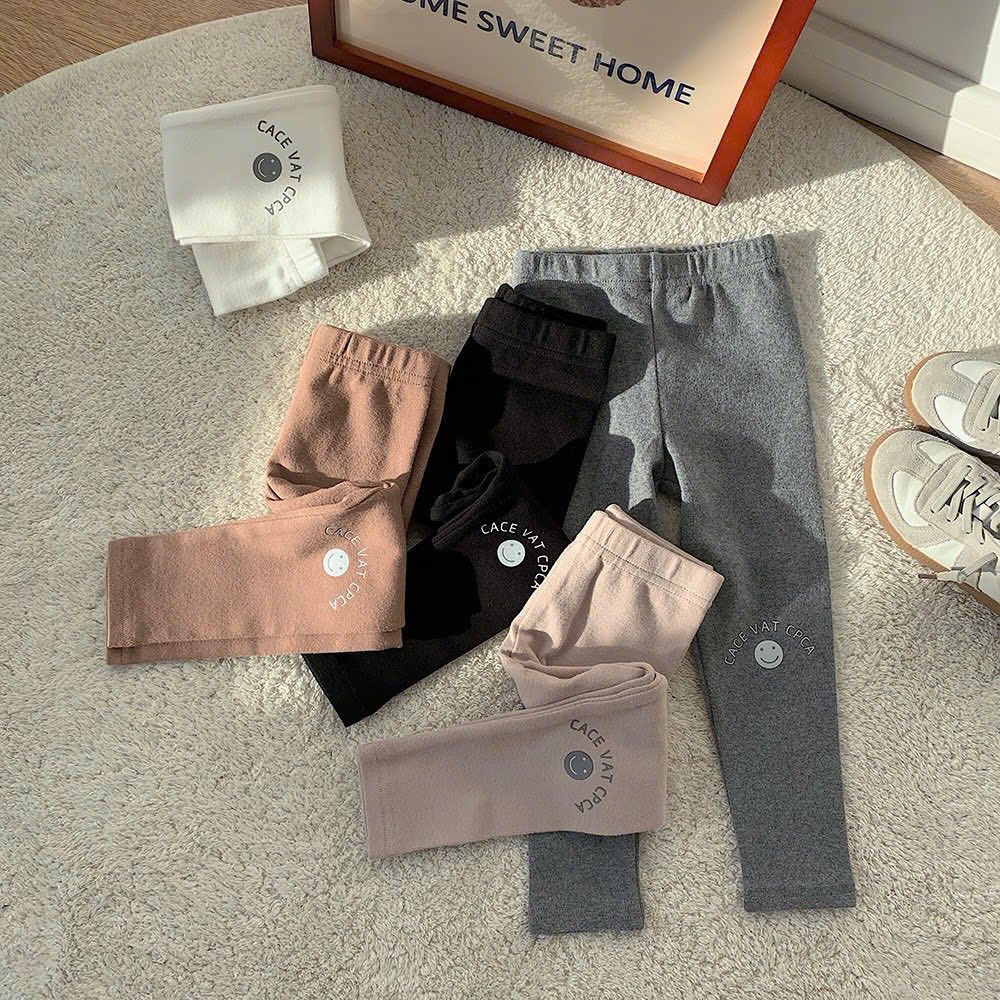 [🆕🇻🇳] Kemy Kids – Chuyên đồ trẻ em từ 1-14T  🧑‍🧒❤️️👶⭐️ Hàng vừa cập bến các mom ơi!
Quần legging mặt cười siêu đẹp cho bé, chất co giãn siêu thích .Em có size từ 80-150 ạ
————————
KEMY KIDS
Địa chỉ: 17 Ngô Thì , shares-0✔️ , likes-2❤️️ , date-2025-10-21 17:40:17🇻🇳🇻🇳🇻🇳📰🆕