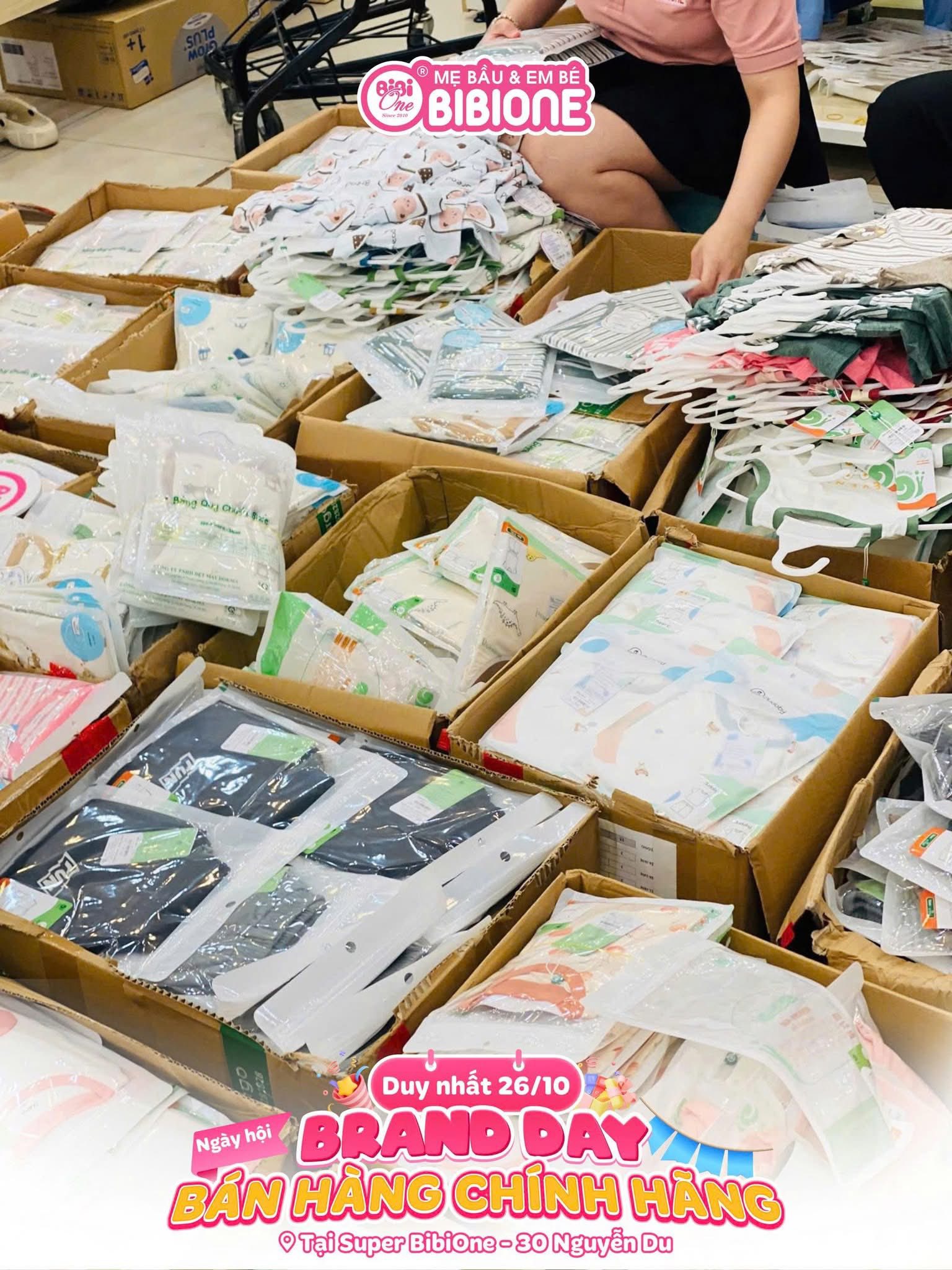 [🆕🇻🇳] Siêu thị Mẹ và Bé BibiOne chi nhánh Rạch Dừa 🧑‍🧒❤️️👶⭐️ Khách hỏi nhiều quá nên mặc dù ẻm không có trong ctr bên em cũng “cấp tốc” đặt 3000 bộ hôm nay về, ngày mai em khao tròng ngày hội #BrandDay nhé các mẹ. To , shares-0✔️ , likes-5❤️️ , date-2025-10-25 20:21:29🇻🇳🇻🇳🇻🇳📰🆕