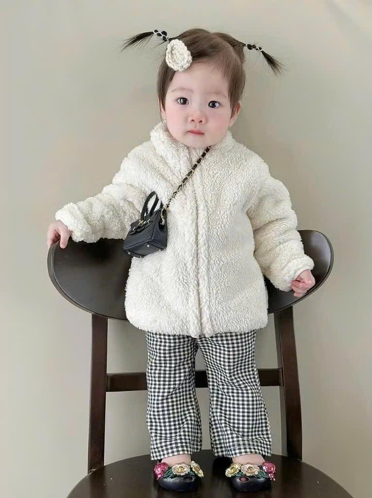 [🧸️🇻🇳]YoyoLand – Thế giới đồ chơi IQ – ĐỒ CHƠI GIÁO DỤC 🎈Top1Toys🧸️   Combo quà tặng Giáng Sinh  – Sẵn sàng cho mùa lễ hội!
Chỉ cần ba mẹ chọn số lượng, Yoyoland chuẩn bị trọn gói:
•  Set quà Giáng Sinh đồng bộ (túi + set q , shares-1✔️ , likes-7❤️️ , date-2025-10-27 12:51:52🇻🇳🇻🇳🇻🇳📰🆕