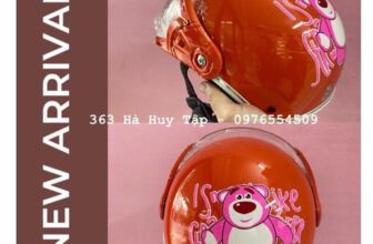 [🆕🇻🇳] Siêu thị mẹ & bé – Happy Kids Mart 🧑‍🧒❤️️👶⭐️  Sale Sale
Mũ bảo hiểm xinh xinh yêu của các bé sẵn hàng tại shop rồi nha mẹ ơi
Ảnh thật bao nét shop tự chụp ạ
Ở ngoài chất đẹp, xinh lắm lun mẹ ui. Cầm  , shares-1✔️ , likes-1❤️️ , date-2025-10-23 19:20:02🇻🇳🇻🇳🇻🇳📰🆕