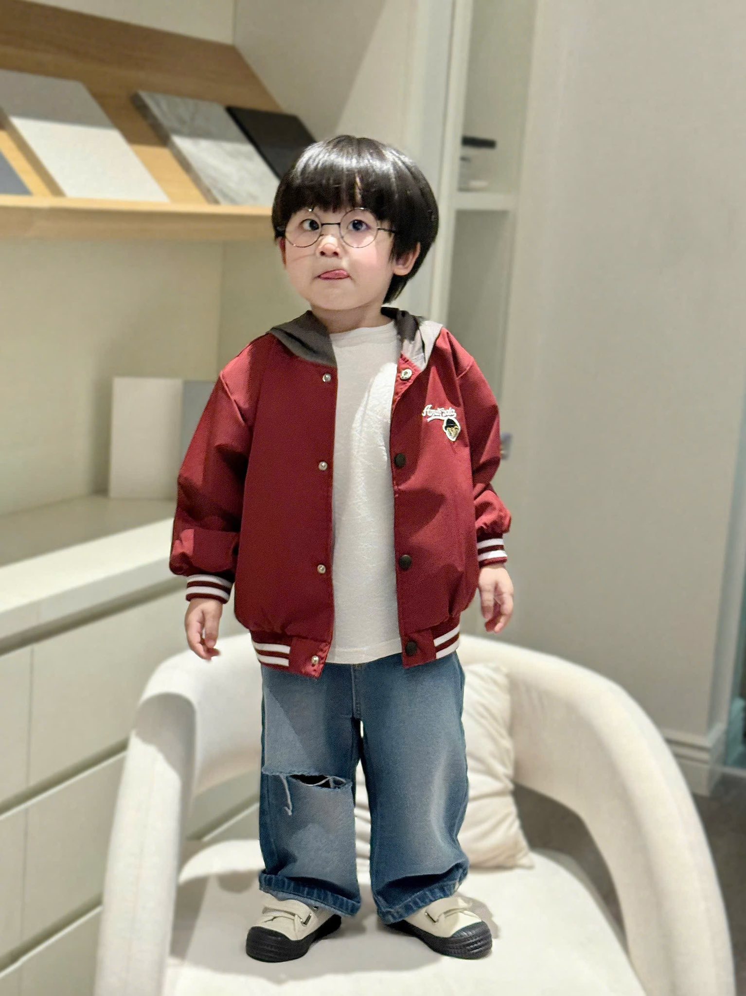 [🆕🇻🇳] Kids1993 – chuyên sỉ lẻ quần áo, phụ kiện cho bé từ 1-5 tuổi 🧑‍🧒❤️️👶⭐️  Sẵn hàng #139k/áo khoác cho béSize sẵn trong từng hình ba mẹ nhé!
Ib e chốt đơn liền ngay nhenn
, shares-0✔️ , likes-3❤️️ , date-2025-10-24 03:16:36🇻🇳🇻🇳🇻🇳📰🆕