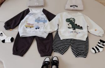 [🆕🇻🇳] Nhà của Min – Baby Clothes 🧑‍🧒❤️️👶⭐️  Các bộ nỉ siêu tiện cho mùa thu đông bé khỏi cần phải mix match gì nhiều diện cả cây đi thêm đôi giày nữa là oke ngay ạ
E hiện còn lẻ sz từ 100-130 mẹ c , shares-0✔️ , likes-6❤️️ , date-2025-10-28 22:07:15🇻🇳🇻🇳🇻🇳📰🆕