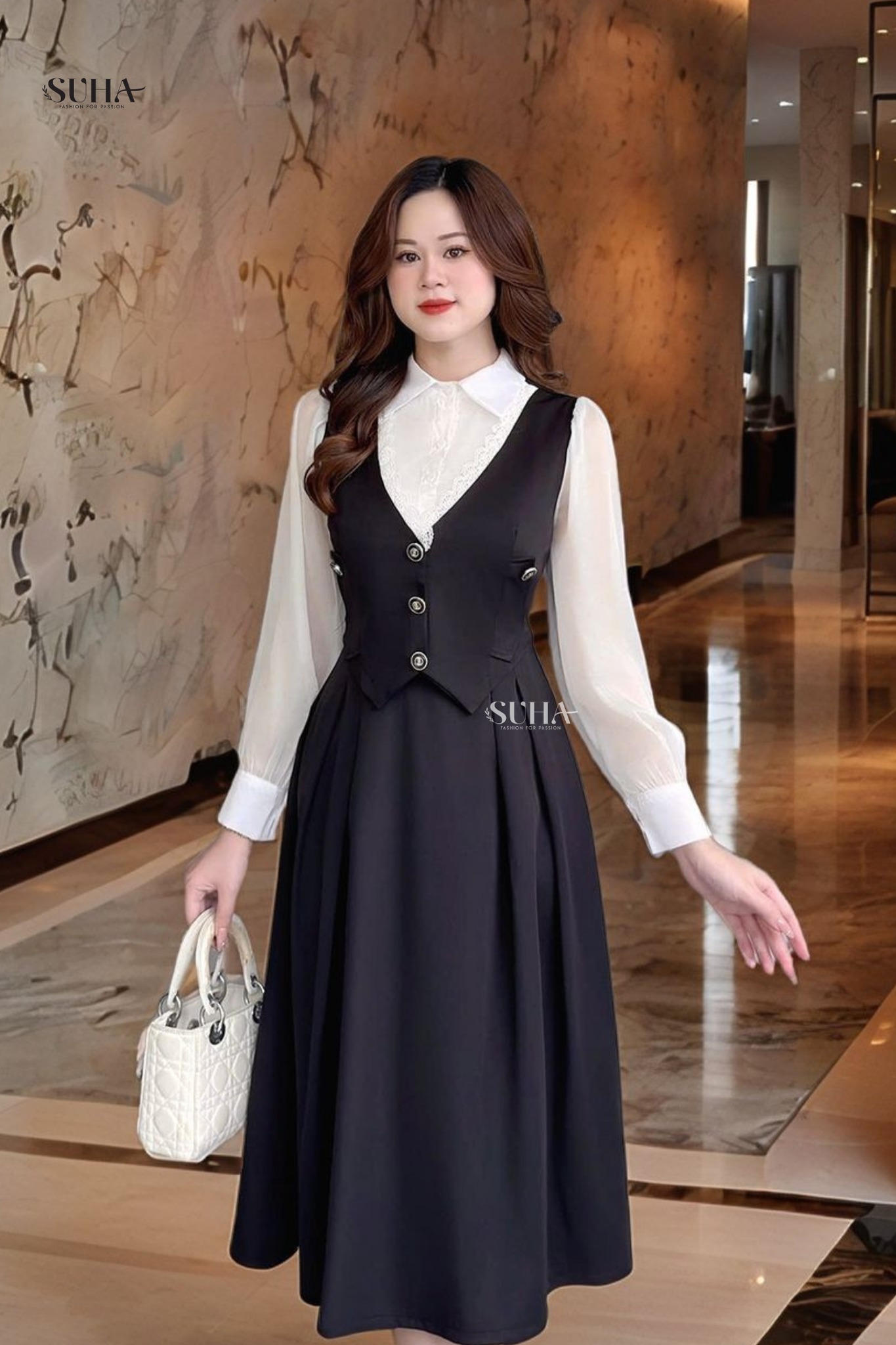 [🆕🇻🇳] Thời trang công sở SUHA 👕 Top1Fashion 👗  𝐌𝐀𝐑𝐈𝐄 𝐃𝐑𝐄𝐒𝐒 | Thanh lịch và bí ẩn trong sắc đen phối tơMột thiết kế mang hơi thở cổ điển nhưng lại toát lên nét hiện đại đầy tinh tế. Chất vải đen trơn m , shares-1✔️ , likes-7❤️️ , date-2025-10-23 17:54:28🇻🇳🇻🇳🇻🇳📰🆕