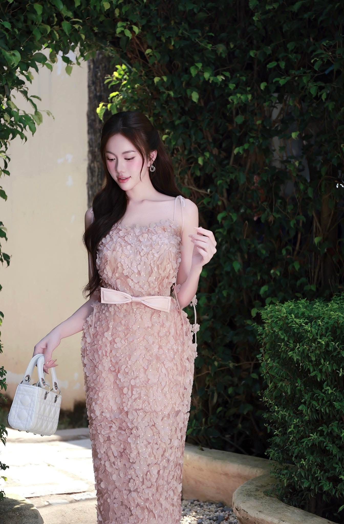 [🆕🇻🇳] MiuBlance – Cho Thuê Đầm Thiết Kế Cao Cấp 👕 Top1Fashion 👗  MIUBLANCE CHO THUÊ TOÀN QUỐC
CHO THUÊ & BÁN TỪ HÀNG NGÀN CÁC BRAND CHÍNH HÃNG!
– 46 Hàng Bún , Ba Đình , HN –9:00AM – 9:00PM0816862299Zalo:Ins , shares-0✔️ , likes-0❤️️ , date-2025-10-26 17:50:33🇻🇳🇻🇳🇻🇳📰🆕