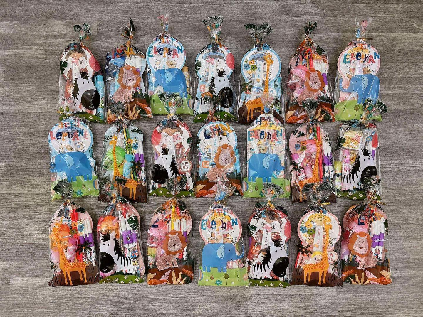 [🆕🇻🇳]  Hana Kid Clothing-chuyên cung cấp sỉ và lẻ quần áo, phụ kiện trẻ sơ sinh và trẻ em 🧑‍🧒❤️️👶⭐️ Túi quà nhỏ nhắn xinh xắn
Thích hợp dùng làm quà khen thưởng , tặng các bé trong những bữa tiệc nhỏ , Sinh nhật ..v.v..#hanakid #Hanakid #hanakidclothi , shares-0✔️ , likes-1❤️️ , date-2025-10-28 19:05:28🇻🇳🇻🇳🇻🇳📰🆕