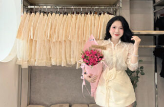 [🆕🇻🇳] Germie – Thời Trang Thiết Kế 👕 Top1Fashion 👗   SET ÁO SƠ MI REN + CHÂN VÁY TAFTA – HÀNG THIẾT KẾ NHÀ GERMIE
Giá: 249.000 đ/ Set – Mã G286Áo sơ mi ren cao cấp – mềm mại, tôn làn da
Chân váy Tafta s , shares-0✔️ , likes-33❤️️ , date-2025-10-25 06:49:18🇻🇳🇻🇳🇻🇳📰🆕