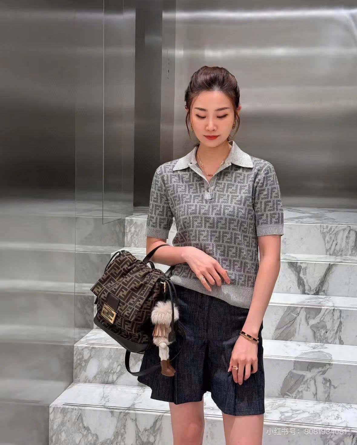 [🆕🇻🇳] Shynh Boutique Hồ Chí Minh 👕 Top1Fashion 👗  BST mix match từ  Shynh Store là “chìa khóa” để nàng mặc đẹp mỗi ngày mà chẳng cần tốn công phối đồ.
𝐍𝐇𝐀̀ 𝐄𝐌 SHYNH BOUTIQUE 𝐓𝐇𝐈̀ Đ𝐀̃ 𝐐𝐔𝐀́ 𝐍𝐎̂̉𝐈 𝐓𝐈𝐄̂́𝐍𝐆 𝐕𝐎̛ , shares-0✔️ , likes-0❤️️ , date-2025-10-30 06:47:56🇻🇳🇻🇳🇻🇳📰🆕