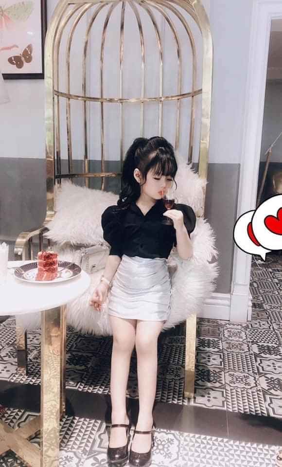 [🆕🇻🇳] Tổng buôn đồ bộ trẻ em số lượng hàng đẹp giá rẻ – Quảng Châu 👕 Top1Fashion 👗  SET THIẾT KẾ BÉ 8-23KG
Chất liệu : áo vải mềm mịn, mát, co dãn mạnh+ chân váy thun ánh kim sa bé mặc mát & thoải mái ạ
Size 2 -8
Màu sắc : đen + trắng
, shares-1✔️ , likes-3❤️️ , date-2020-03-16 16:17:00🇻🇳🇻🇳🇻🇳📰🆕
