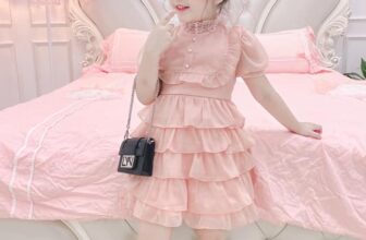 [🆕🇻🇳] CHÂU CHÂU KIDS 🧑‍🧒❤️️👶⭐️ .                     𝙈ẹ 𝙘ò𝙣 𝙘𝙝ầ𝙣 𝙘𝙝ờ 𝙟 𝙣ữ𝙖
𝙉𝙝𝙖𝙣𝙝 𝙩𝙖𝙮 đặ𝙩 𝙣𝙜𝙖𝙮 𝙘𝙝𝙤 𝙗é
Váy tầng công chúa mẹ đã có trong tủ cho bé chưa ?
Hàng thiết , shares-1✔️ , likes-23❤️️ , date-2021-06-26 01:00:58🇻🇳🇻🇳🇻🇳📰🆕