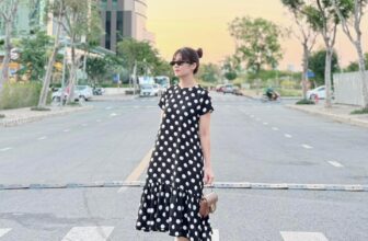 [🆕🇻🇳] HINs Design – Cửa hàng quần áo nữ 👕 Top1Fashion 👗  Hè tới… cứ lụa mềm mát nhẹ mà mặc thui ạ… đúng kiểu nhẹ như không mặc gì …Đầm phom suông nên rất dễ mặc, không lộ bụng… đầm dáng midi (dài đầm 110cm)Có , shares-0✔️ , likes-2❤️️ , date-2025-04-17 17:16:20🇻🇳🇻🇳🇻🇳📰🆕