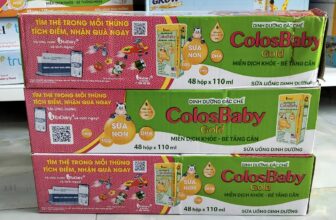 [🆕🇻🇳]  Shop MẸ và BÉ YÊU  🧑‍🧒❤️️👶⭐️ Mưa mát trời bán chạy hàngSữa pha sẵn colos baby gold 110ml
Giá công khai 410k
Chỉ có 3 thùng ạ (1 thùng bị ướt mưa nhưng bên trong vẫn không sao ạ)Dat , shares-0✔️ , likes-3❤️️ , date-2024-11-07 21:59:32🇻🇳🇻🇳🇻🇳📰🆕