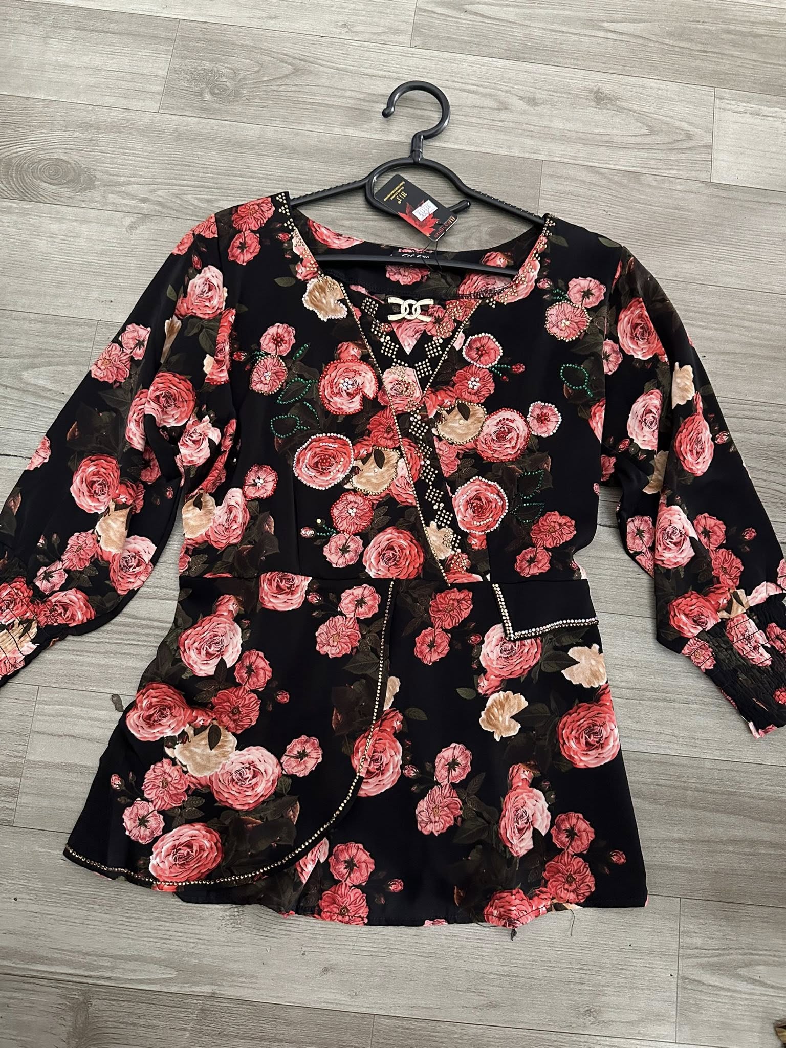 [🆕🇻🇳] SHOP LOAN – Cửa hàng quần áo 👕 Top1Fashion 👗  Gu chế nào ghé e nhe khách iu  shop mới về lô áo mango xịn đính đá siêu sang luôn fom áo size to 65kg đổ lại mang vừa .
#130k/1 áo số lượng còn ít thôi nên , shares-2✔️ , likes-0❤️️ , date-2025-05-23 22:50:24🇻🇳🇻🇳🇻🇳📰🆕