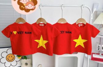 [🆕🇻🇳] Mobi Kid 2 (Kid Minkymom) 🧑‍🧒❤️️👶⭐️ Lễ 2/9 tới rồi  lên áo cờ đỏ Việt Nam cho khách lại
Chất liệu thun lạnh mát mẻ thoải mái
size 10kg đến 25kg
Khách inbox shop tư vấn hoặc đặt hàng trực tiế , shares-0✔️ , likes-22❤️️ , date-2025-08-18 20:16:55🇻🇳🇻🇳🇻🇳📰🆕