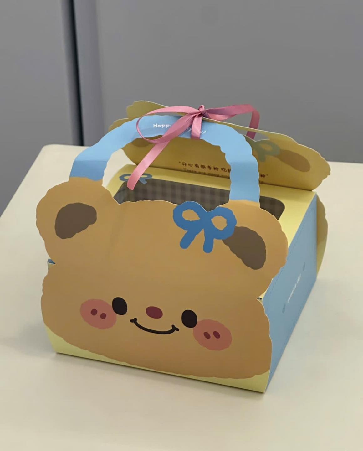 [🆕🇻🇳] In Hộp giấy, bao bì 2S – Thiết kế độc đáo, in ấn chuyên nghiệp mọi loại bao bì, vỏ hộp bánh 🎨 Top1Designs ✨   IN HỘP BÁNH – ĐA DẠNG MẪU MÃ, TRẺ TRUNG & CUTE HẾT NẤC ! 
 Một chiếc bánh ngon sẽ càng hoàn hảo khi được “khoác” lên mình chiếc hộp xinh xắn:
 Mẫu mã đa d , shares-4✔️ , likes-28❤️️ , date-2025-09-22 18:32:00🇻🇳🇻🇳🇻🇳📰🆕