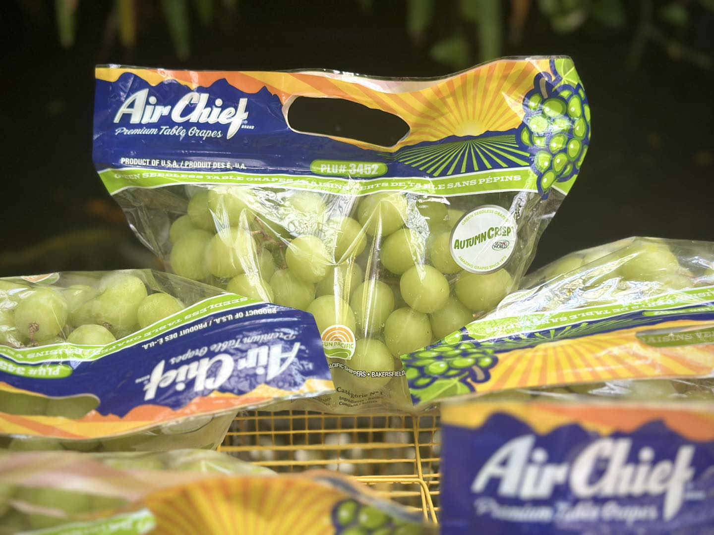 [🆕🇻🇳] Giò Chả Nhà Nếp-Lò chả gia truyền chuyên các loại chả 🍔 Top1Food  🍜 Nếp vừa về nho xanh..to,giòn,ngọt vừa ko quá gắt nha,mã này lúc nào cũng chuẩn lắm lun 

180K/1kg thui
 , shares-0✔️ , likes-2❤️️ , date-2025-10-20 21:06:36🇻🇳🇻🇳🇻🇳📰🆕