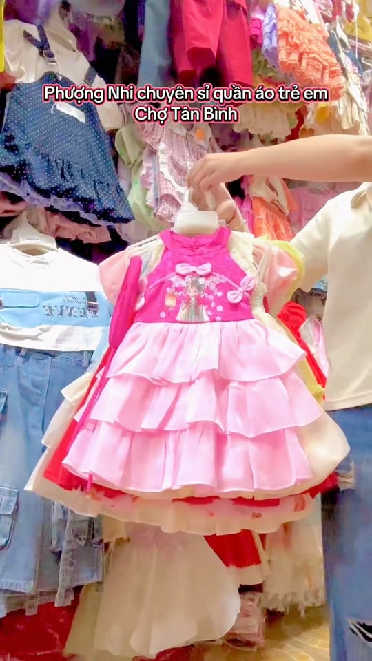 [🆕🇻🇳] Cửa hàng Phượng Nhi – Sỉ đồ trẻ em chợ Tân Bình 🧑‍🧒❤️️👶⭐️  Mẫu đầm xinh sỉ chỉ 8x 9x  Xem mẫu sỉ tại zalo 077.8320.415 , shares-0✔️ , likes-5❤️️ , date-2025-10-27 18:36:32🇻🇳🇻🇳🇻🇳📰🆕
