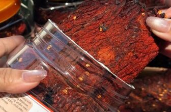 [🆕🇻🇳] Tasty Food – Chuyên Sỉ & Lẻ Đồ Khô 🍔 Top1Food  🍜 [Món Ngon] Khô Trâu Tê Cay
Giá Ưu Đãi : Mua 1Kg( 2 Hủ 500 Gram) : 600K – Miễn Ship
– Nguyên liệu chất lượng được chọn lọc kỹ lưỡng, đảm bảo an toàn vệ sinh , shares-0✔️ , likes-3❤️️ , date-2025-10-29 19:32:33🇻🇳🇻🇳🇻🇳📰🆕