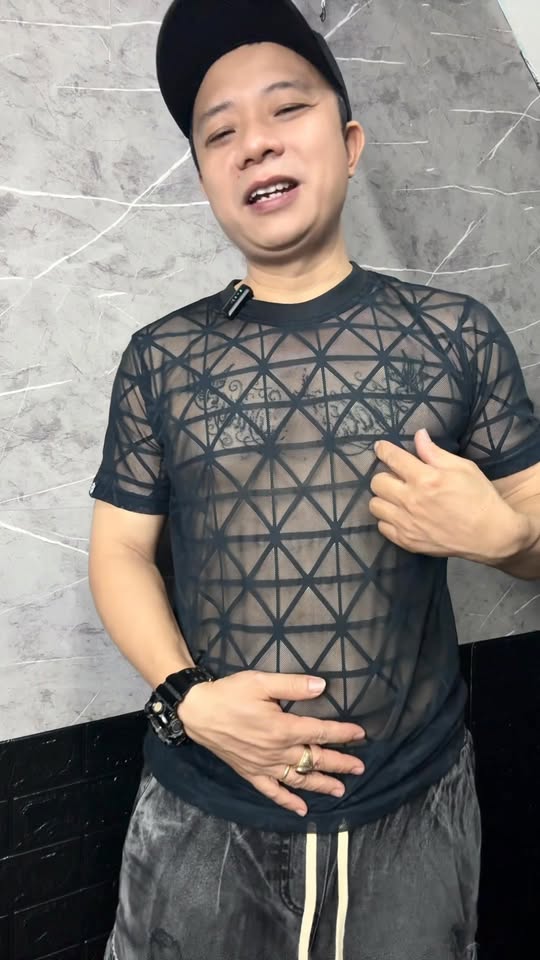 [🆕🇻🇳] Kuchi Machic-Thiết kế & Thời trang 👕 Top1Fashion 👗  Voucher lên tới 15% từ Shopee:
, shares-0✔️ , likes-3❤️️ , date-2025-11-02 03:18:35🇻🇳🇻🇳🇻🇳📰🆕