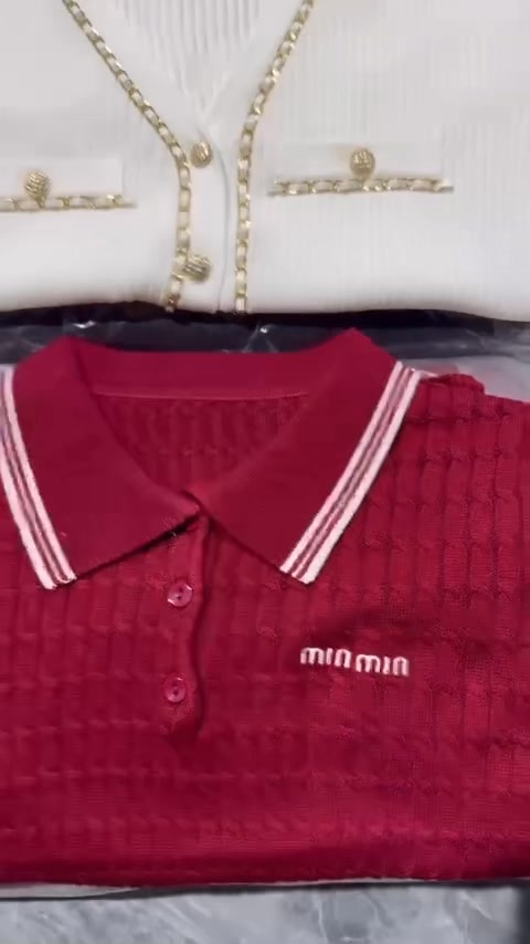 [🆕🇻🇳] NGỌC 2hand – Tiệm đồ si Úc ,Mỹ ,Nhật, Hàn 👕 Top1Fashion 👗   Tinh dầu thơm quần áo em bán 5 năm nay khách vẫn nghiền và hỏi mua thường xuyên luôn ạ
Mùi thơm mà dân nghiện đồ 2hand săn lùng đó các bác. Thơm mùi rất  , shares-2✔️ , likes-9❤️️ , date-2025-10-28 16:26:03🇻🇳🇻🇳🇻🇳📰🆕