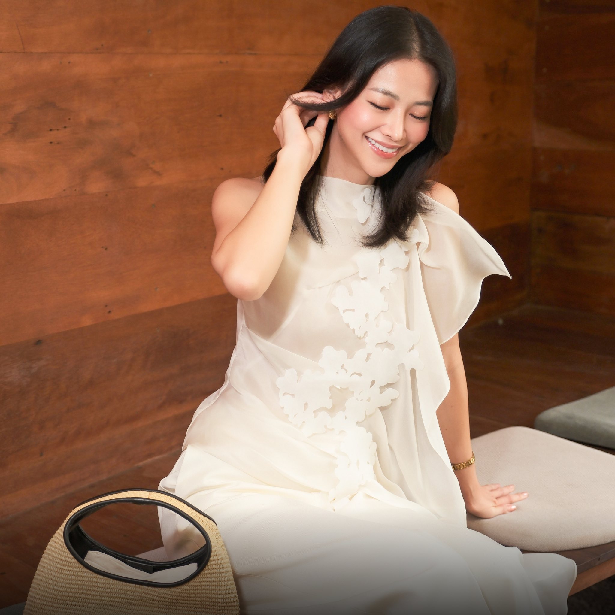 [🆕🇻🇳] Lecia – Inspired By Woman. Made To Last 👕 Top1Fashion 👗  LECIA’s BEST-SELLING ITEMS | The Essence of Soft Nature in DesignBằng ngôn ngữ thiết kế đặc trưng lấy cảm hứng từ vẻ đẹp mềm mại của thiên nhiên, White L , shares-2✔️ , likes-24❤️️ , date-2025-10-19 18:30:03🇻🇳🇻🇳🇻🇳📰🆕