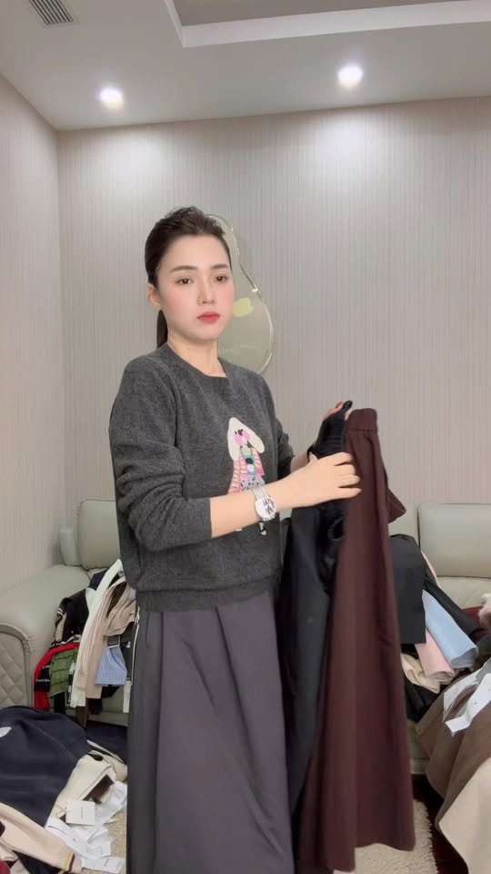 [🆕🇻🇳] Curnon – Thương hiệu đồng hồ và trang sức dành cho giới trẻ 👕 Top1Fashion 👗  Với Velar & Flair, Curnon không chỉ tạo ra những món phụ kiện mới.
Chúng tôi muốn mang đến một cảm giác – khi người đàn ông đeo lên, thấy mình rõ ràng hơn  , shares-0✔️ , likes-4❤️️ , date-2025-11-02 18:00:44🇻🇳🇻🇳🇻🇳📰🆕