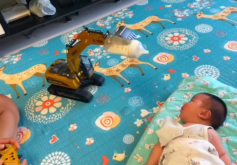 [🆕🇻🇳] Yêu Con ♥️️ Top1Life 🌱  Nhờ chồng trông hộ một hôm mà xem xong muốn tiền đình…  , shares-0✔️ , likes-19❤️️ , date-2025-11-01 17:29:09🇻🇳🇻🇳🇻🇳📰🆕