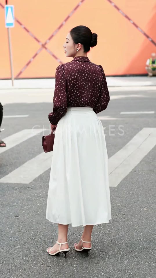 [🆕🇻🇳] Linh Trà Luxury Fashion – chuyên đầm trung niên cao cấp 👕 Top1Fashion 👗   GIỮ GÌN VẺ ĐẸP PHỤ NỮ BẰNG MỘT CHIẾC ĐẦM TINH TẾ
Không cầu kỳ nhưng đầy sức hút và quý phái
Thiết kế tập trung vào sự thoải mái và hài hòa
Từng đường  , shares-0✔️ , likes-1❤️️ , date-2025-11-02 22:24:06🇻🇳🇻🇳🇻🇳📰🆕