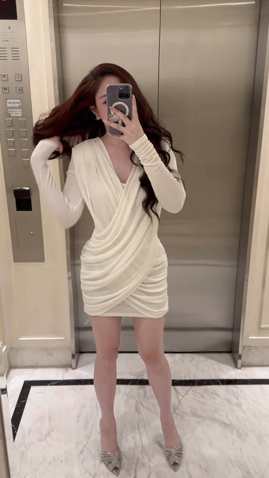 [🆕🇻🇳] Pham Kieu Trang Ne – Cửa hàng quần áo 👕 Top1Fashion 👗  Hiếm có cái váy nào tôn dáng như cái váy này lun ákk Về lần nào hết lần đó k nói điuuu #shopphamkieutrang #xuhuong , shares-0✔️ , likes-97❤️️ , date-2025-11-02 23:16:30🇻🇳🇻🇳🇻🇳📰🆕