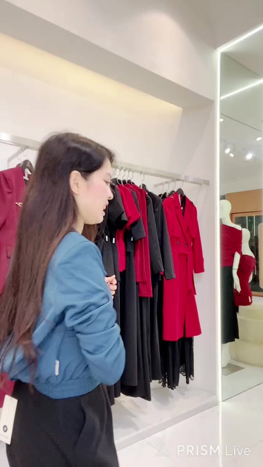 [🆕🇻🇳] Thời Trang Mộc Eva – Moceva 👕 Top1Fashion 👗  SĂN SALE CỰC SỐC HÀNG THIẾT KẾ VỚI NHỮNG DEAL HỜI CHỈ CÓ TẠI LIVE CÙNG MOCEVA
#mocevalive , shares-0✔️ , likes-29❤️️ , date-2025-11-02 04:18:21🇻🇳🇻🇳🇻🇳📰🆕