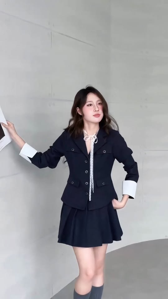 [🆕🇻🇳] Chibest – Cửa hàng quần áo 👕 Top1Fashion 👗  Áo khoác jean phối cổ (EAA101) #185k
Đẹp đỉnh thế nàii ko mê thì còn mê cái chìii, phối đồ cực trendy chấtttt chơi luôn, Form diện lên xinh xỉu mix được t , shares-0✔️ , likes-1❤️️ , date-2025-10-31 20:00:41🇻🇳🇻🇳🇻🇳📰🆕