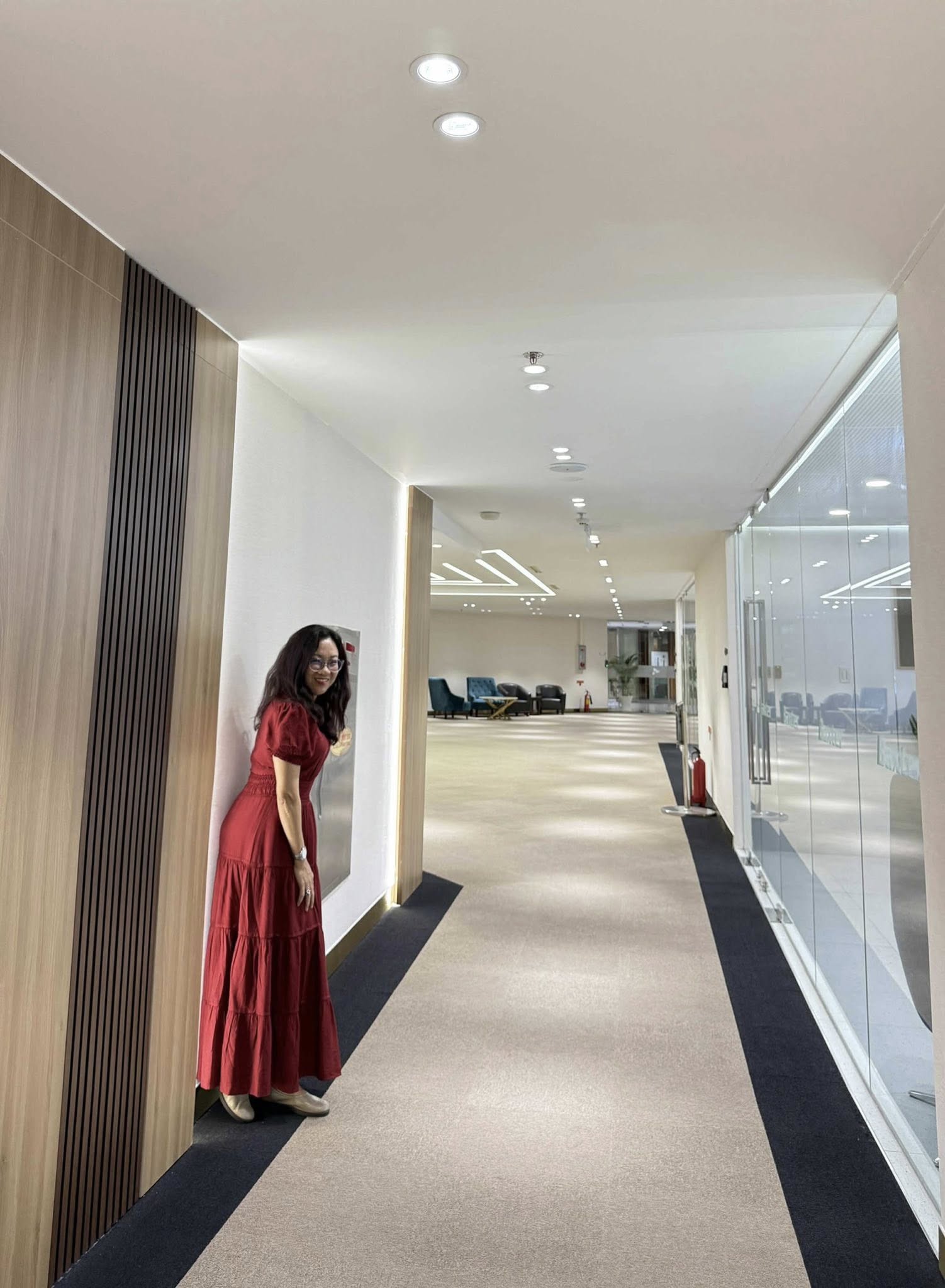 [🆕🇻🇳] RÊU Vintage – Nhận đặt theo số đo và chọn màu 👕 Top1Fashion 👗  Feedback
Các nàng thắc mắc: Màu đỏ ở ngoài không biết có đẹp không ?
Dạ. Đây là hình khách mặc thực tế ạ .Phải nói em váy này Màu tôn da , phom hack dáng  , shares-2✔️ , likes-39❤️️ , date-2025-10-27 18:29:29🇻🇳🇻🇳🇻🇳📰🆕