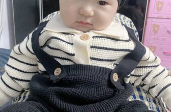 [🆕🇻🇳]  Su Kids  – Chuyên sỉ, lẻ Quần Áo Trẻ Em Quảng Châu Cao Cấp 🧑‍🧒❤️️👶⭐️ Gom set len như bé nhà e mặc ạ
Chất len đanh dày siêu ưng
Sz 66 (5-7kg) 73 (7-9kg) 80 (9-11kg) 90( 11-13kg)
Set cos mux ddi kefm #245k
, shares-0✔️ , likes-0❤️️ , date-2025-10-28 17:11:15🇻🇳🇻🇳🇻🇳📰🆕