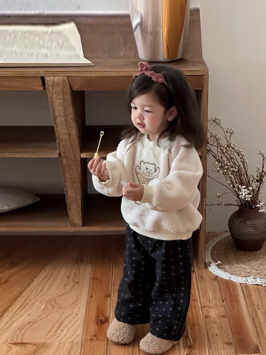 [🆕🇻🇳]  Shop Nhật Minh – Đồ em bé – Đồ trẻ em 🧑‍🧒❤️️👶⭐️ ENFA đỏ Mỹ cập bến  full tem vat
𝐄𝐍𝐅𝐀𝐆𝐑𝐎𝐖 𝐌Ỹ 𝟏,𝟎𝟒𝐊𝐆  𝐌Ẫ𝐔 𝐌ỚI Cho bé 1-3 tuổi ạ
Enfagrow đỏ size 1,04kg siêu kinh tế nhất cho các con đây ạ
Nhà em ph , shares-0✔️ , likes-0❤️️ , date-2025-10-25 22:01:43🇻🇳🇻🇳🇻🇳📰🆕