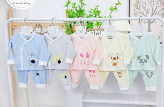 [🆕🇻🇳]  Shop Mẹ Và Bé Ben Store – 31 Thành Thái, TP Quy Nhơn 🧑‍🧒❤️️👶⭐️ Bộ quần áo sơ sinh dài tay chất liệu pettit cao cấp mới mềm mịn mỏng mát cho béShip hàng toàn quốc.
Freeship nội thành Quy Nhơn.
Chuyên cung cấp sỉ  , shares-0✔️ , likes-3❤️️ , date-2025-11-02 18:07:59🇻🇳🇻🇳🇻🇳📰🆕