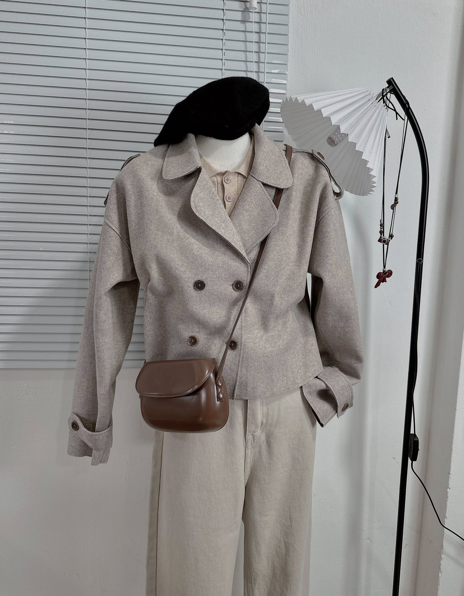 [🆕🇻🇳] Chan – Cửa hàng quần áo nữ 👕 Top1Fashion 👗   Một outfit chuẩn style Hàn cho những ngày gió se — nhẹ nhàng, thanh lịch mà vẫn đủ ấm áp.
Tông màu trung tính dễ phối, áo khoác dạ dáng ngắn giúp tôn dáng , shares-1✔️ , likes-7❤️️ , date-2025-10-31 03:59:20🇻🇳🇻🇳🇻🇳📰🆕