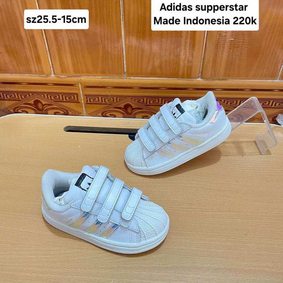 [🆕🇻🇳] Mẹ Cua – 2hand Si Hiệu – Shop chuyên sỉ lẻ giày dép si hiệu chuẩn auth 🧑‍🧒❤️️👶⭐️ Khui kiện thể thao hiệu xịn sò cho bé ￼
Hàng về đẹp lắm về đẹp lắm nha các mẹ ơi
Ghé em lựa nha
, shares-0✔️ , likes-6❤️️ , date-2025-11-04 16:37:23🇻🇳🇻🇳🇻🇳📰🆕