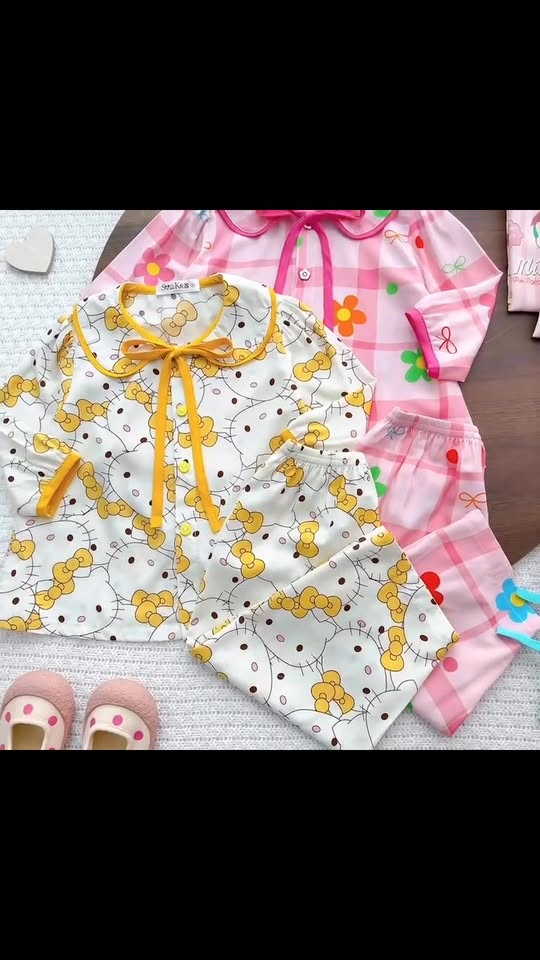 [🆕🇻🇳] Tạo Ngân – Thời Trang , Phụ Kiện Trẻ Em  🧑‍🧒❤️️👶⭐️ Quá chời cưng mấy c oii sz 10-42kg , shares-0✔️ , likes-3❤️️ , date-2025-11-03 17:34:26🇻🇳🇻🇳🇻🇳📰🆕