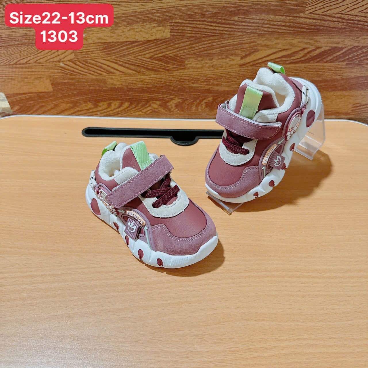 [🆕🇻🇳] Đô Đô Giày Hiệu 2Hand Authentic Kids – chuyên giày si hiệu trẻ em các hãng adidas nike puma  🧑‍🧒❤️️👶⭐️ Hàng về thùng giày hàn nhật xịn nhé
Si bé tuyển ib em
Thể thao ạ
, shares-2✔️ , likes-6❤️️ , date-2025-11-06 00:20:27🇻🇳🇻🇳🇻🇳📰🆕