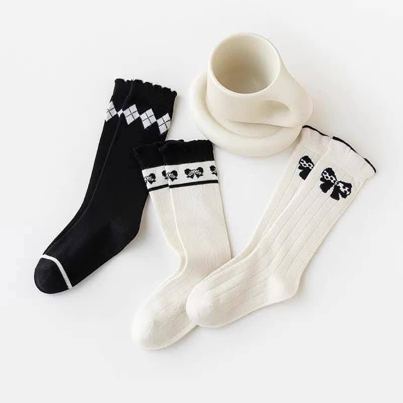 [🆕🇻🇳]  LynPu Kids  – điều diệu kỳ cho mẹ và bé 🧑‍🧒❤️️👶⭐️ Tất xinh cho bé gái e về nhiều nha, ấm áp lại cực thời trang
LynPu Kids 12 cảng Mới
, shares-0✔️ , likes-0❤️️ , date-2025-11-05 03:14:43🇻🇳🇻🇳🇻🇳📰🆕