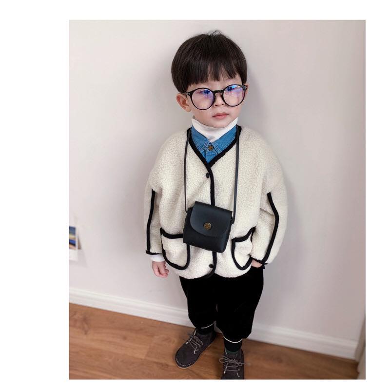 [🆕🇻🇳] TaTa kids 🧑‍🧒❤️️👶⭐️ Áo khoác 2 màu mặt được 2 mặt luôn nè các pác ơi. Xinh quá. Tết lạnh các bác cho bé iu mặc ntn rất xinh nhoaaa
Size 80-130
, shares-1✔️ , likes-11❤️️ , date-2019-12-09 02:54:39🇻🇳🇻🇳🇻🇳📰🆕