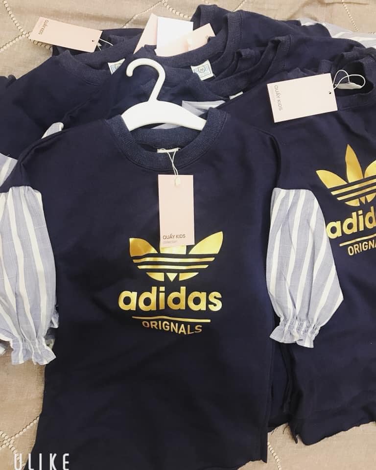 [🆕🇻🇳] Baby Liti 🧑‍🧒❤️️👶⭐️ Hàng về rồi các mẹ ạ. Mẫu ko thể thiếu của các bé nhà mình đây ạ.
Hiện tại thị trường có rất nhiều loại, hàng may nhái, hàng dựng rất nhiều, tiền nào của n , shares-0✔️ , likes-4❤️️ , date-2020-08-24 19:00:45🇻🇳🇻🇳🇻🇳📰🆕