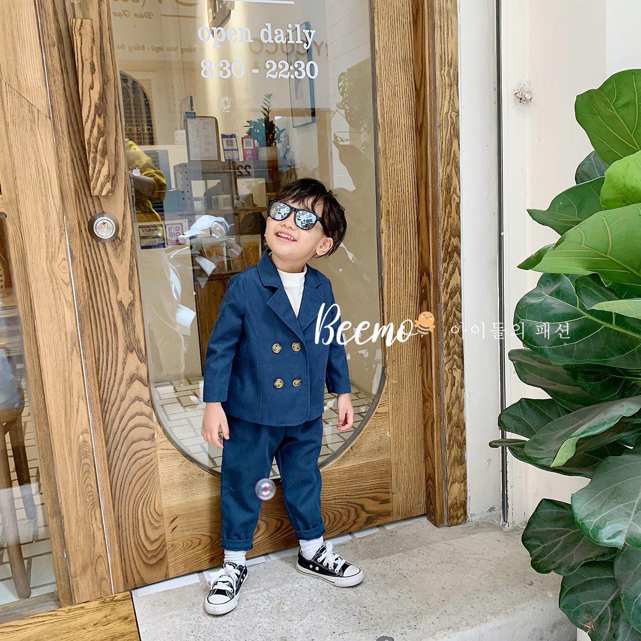 [🆕🇻🇳] Jarmi Baby – Chuyên đồ mẹ và bé xuất dư 🧑‍🧒❤️️👶⭐️ HÀNG ORDER, TRẢ SAU 7-10 NGÀY

𝑆𝐸𝑇 𝑉𝐸𝑆𝑇 4 𝐾𝐻𝑈𝑌 𝐵𝐸́ 𝑇𝑅𝐴𝐼
 Được làm bằng chất liệu nhung chéo Hàn, bên trong có lớp lót
Thiết kế cổ vest kết hợp form xuông s , shares-0✔️ , likes-0❤️️ , date-2020-12-31 22:02:30🇻🇳🇻🇳🇻🇳📰🆕