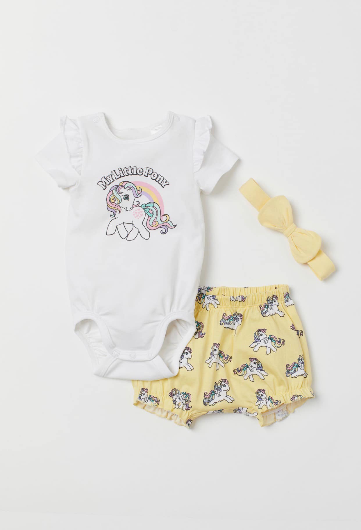 [🆕🇻🇳]  Mon Baby House Chuyên quần áo, phụ kiện trẻ em H.M, Z.ara, Hàng xách tay, chuẩn auth 🧑‍🧒❤️️👶⭐️ Thanh lý hàng lẻ size
Size 0-1m
#129k
, shares-0✔️ , likes-1❤️️ , date-2021-03-05 18:54:54🇻🇳🇻🇳🇻🇳📰🆕