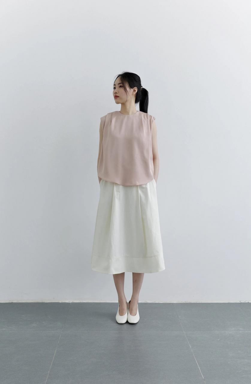 [🛒🇻🇳]Áo kiểu nữ màu hồng da xếp ly vai và không tay – SH9772B – ivorya , SKU – SH9772BS – ivorya.vn 🇻🇳🛒Top1Shop🛒 🇻🇳Top1Vietnam🇻🇳 🛍🛒🇻🇳