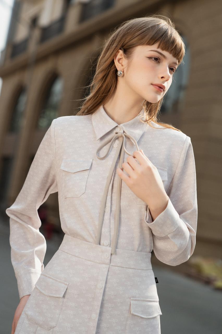 THANH LỊCH GIỮA PHỐ THỊ