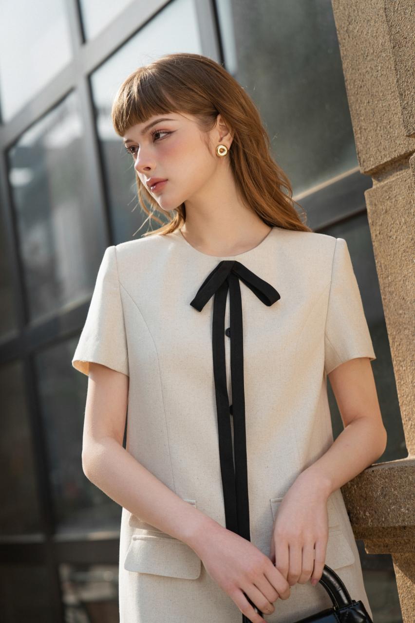 THANH LỊCH GIỮA PHỐ THỊ