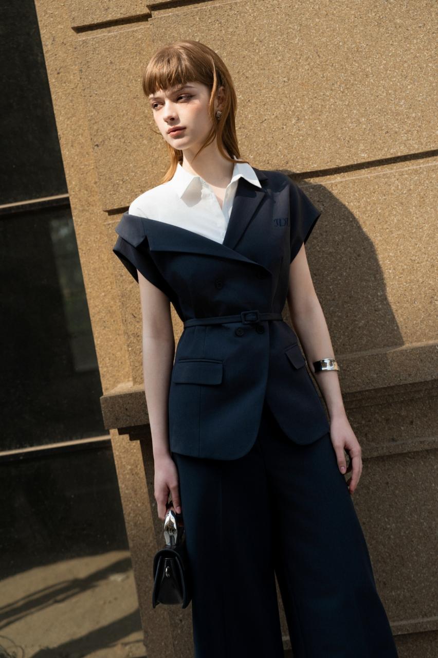 THANH LỊCH GIỮA PHỐ THỊ